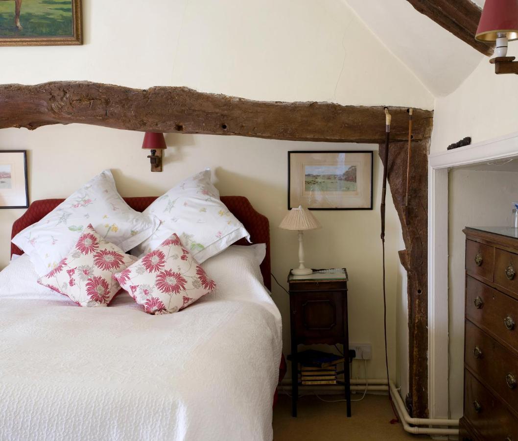The Old Manor House Bed & Breakfast Halford  Dış mekan fotoğraf